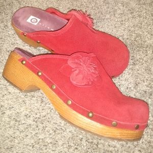 VTG Y2K Ellemenno Red Suede Leather Clogs Shoes Platforms 7 M Vintage